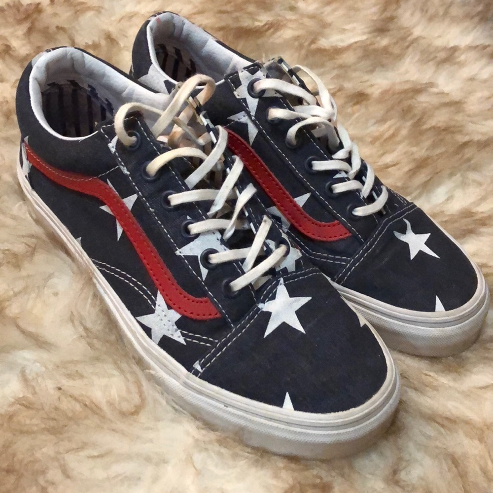 Limited edition vintage Stars and Stripes Vans